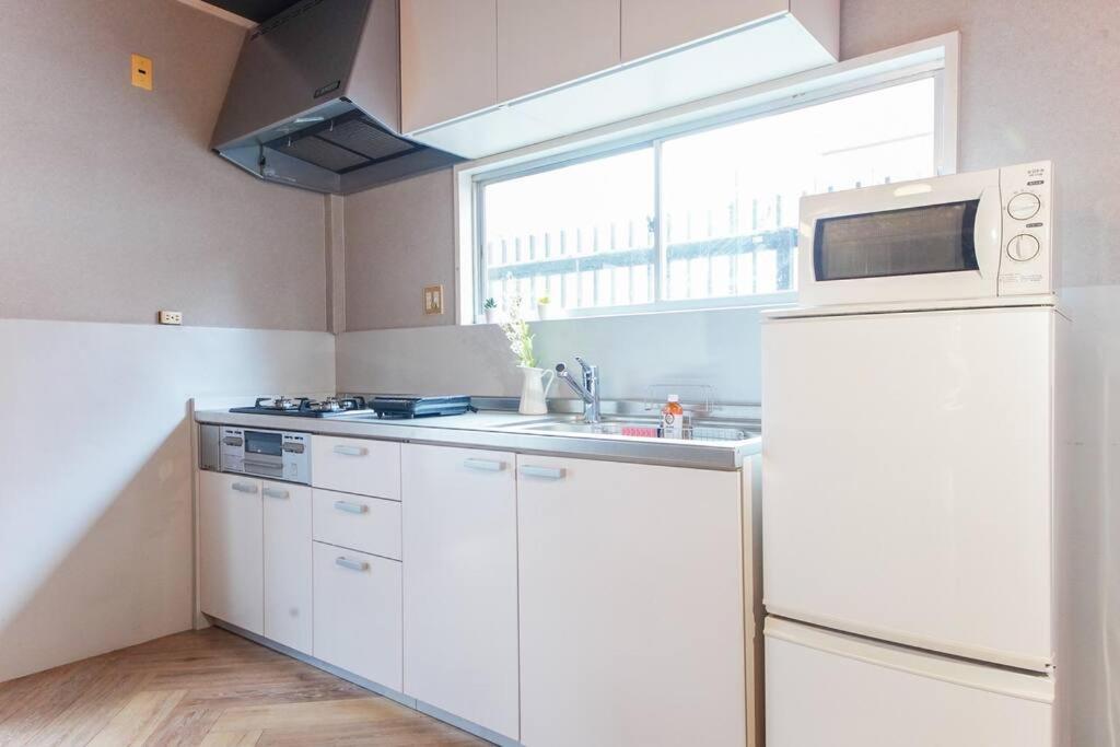 Sanacion Namba 難波千日前の5Ldk120平米 駅徒歩2分 広々バルコニーでバーベキューも可能 Apartment Осака Екстериор снимка