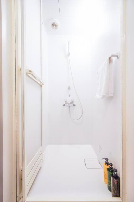 Sanacion Namba 難波千日前の5Ldk120平米 駅徒歩2分 広々バルコニーでバーベキューも可能 Apartment Осака Екстериор снимка