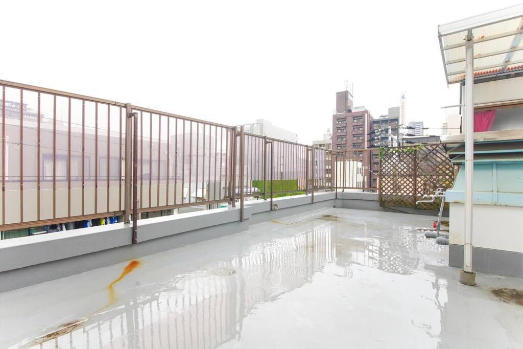 Sanacion Namba 難波千日前の5Ldk120平米 駅徒歩2分 広々バルコニーでバーベキューも可能 Apartment Осака Екстериор снимка