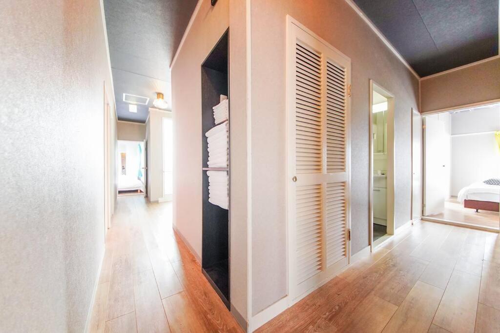 Sanacion Namba 難波千日前の5Ldk120平米 駅徒歩2分 広々バルコニーでバーベキューも可能 Apartment Осака Екстериор снимка